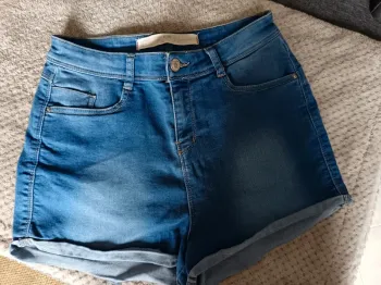 Short J Jeans
