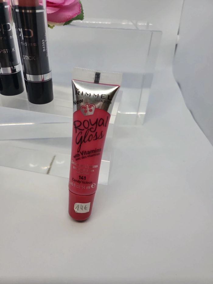 Lot 3 rouges à lèvres et un gloss - photo numéro 3