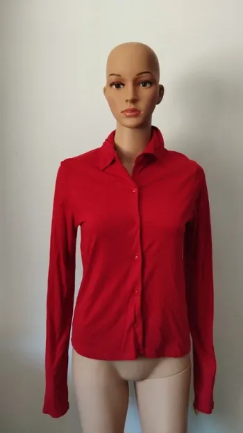 Chemise rouge femme taille 38/40 tex
