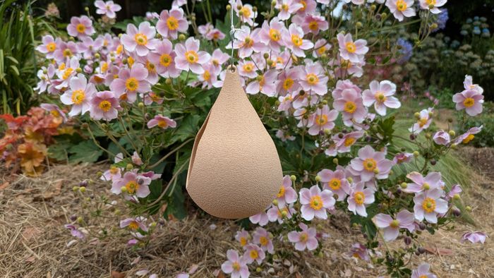 Mangeoire à oiseaux de la nature en forme de goutte d'eau effet strié beige - photo numéro 7