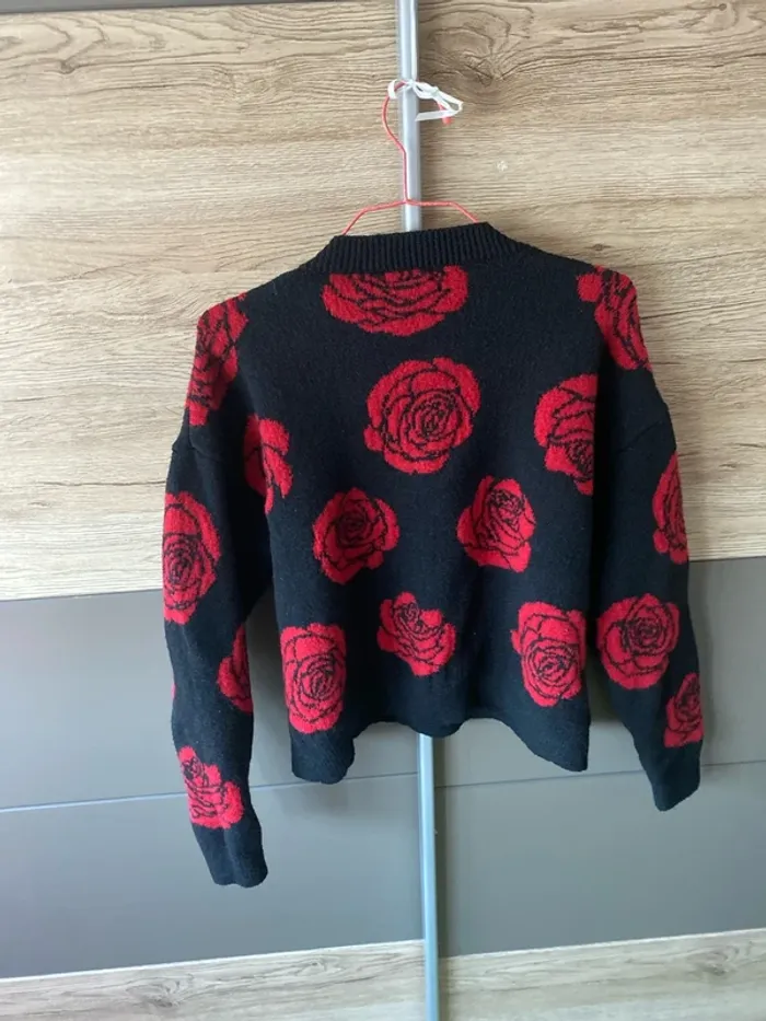 Pull taille M - photo numéro 2