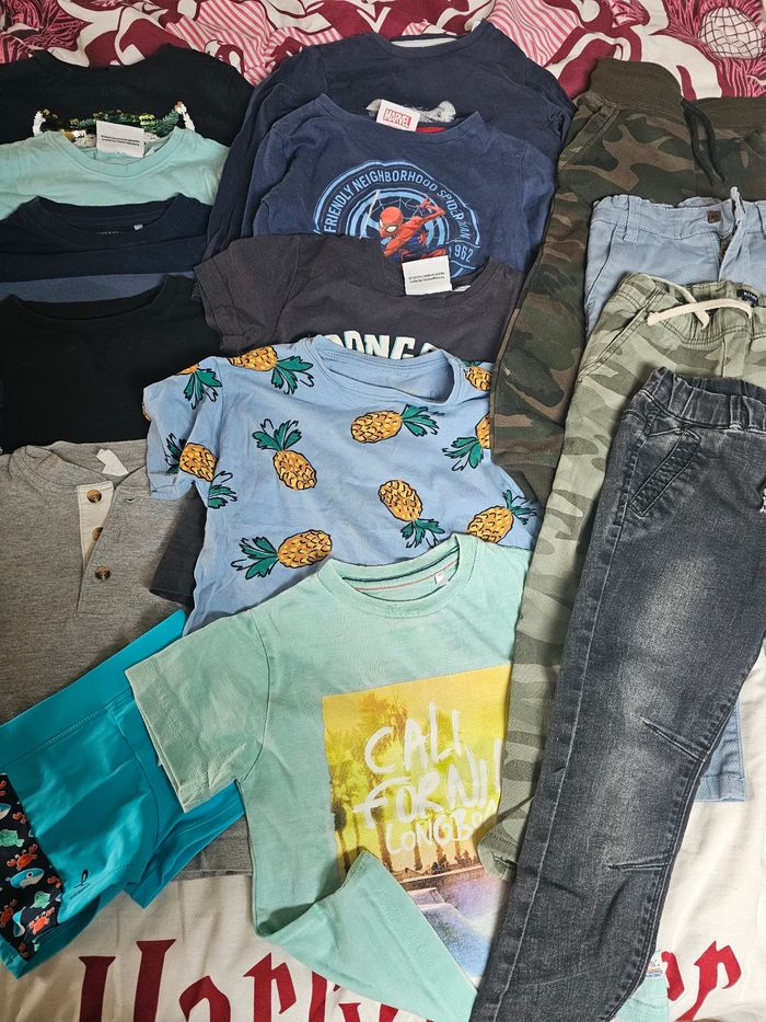 Lot vêtements garçon 4 ans - photo numéro 3