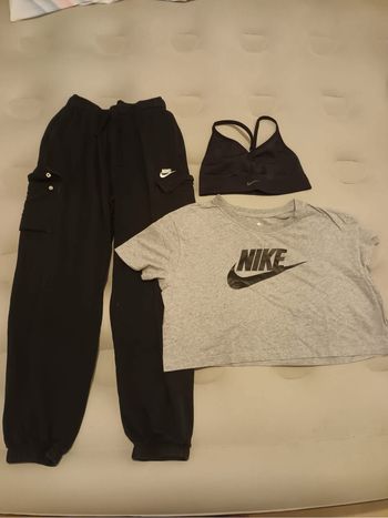 Ensemble Nike