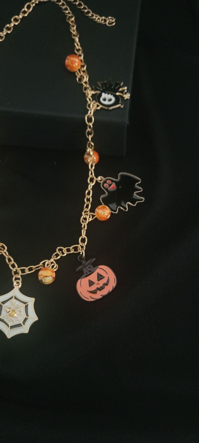 Collier halloween - photo numéro 3