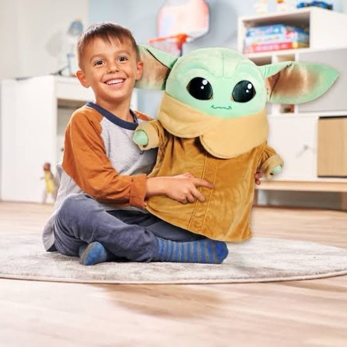 Grande peluche grogu neuve