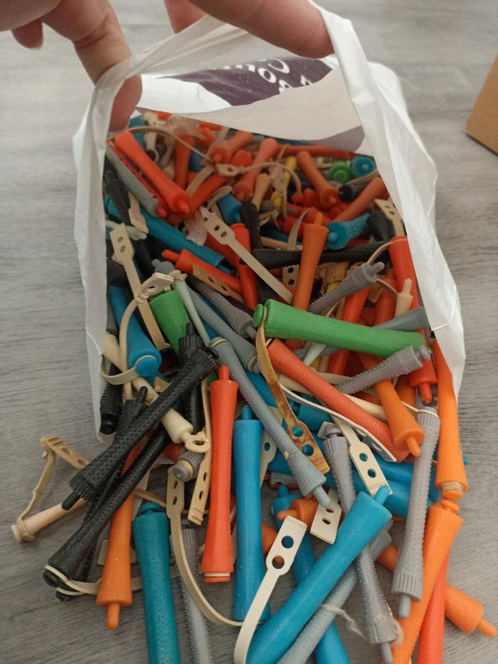 Gros lot de bigoudis toutes tailles - photo numéro 2