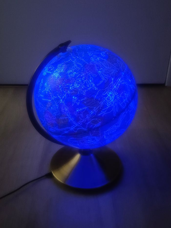 Globe terrestre le jour, globe céleste la nuit
Marque BUKI - photo numéro 5