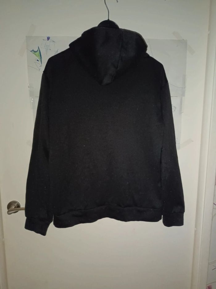 Pull a capuche - photo numéro 3