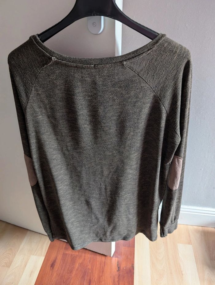 T-shirt avec empiècements - photo numéro 2