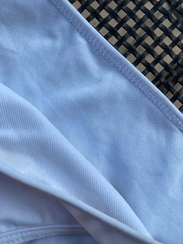 Maillot de bain 👙 deux pièces culotte, taille 40 et soutien-gorge taille 42 - photo numéro 3
