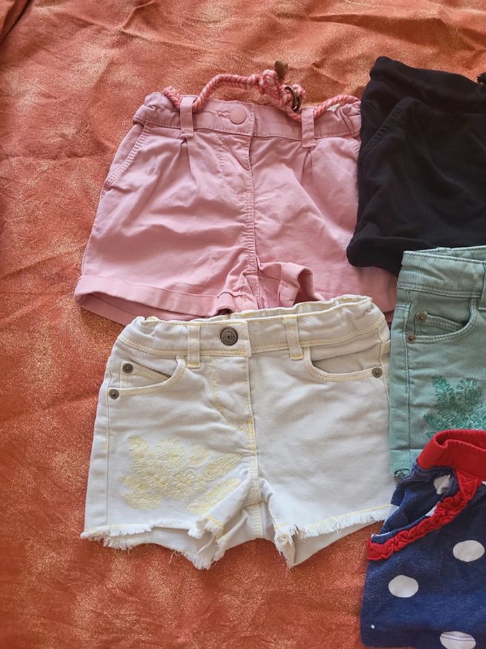 5 shorts 4 ans - photo numéro 2