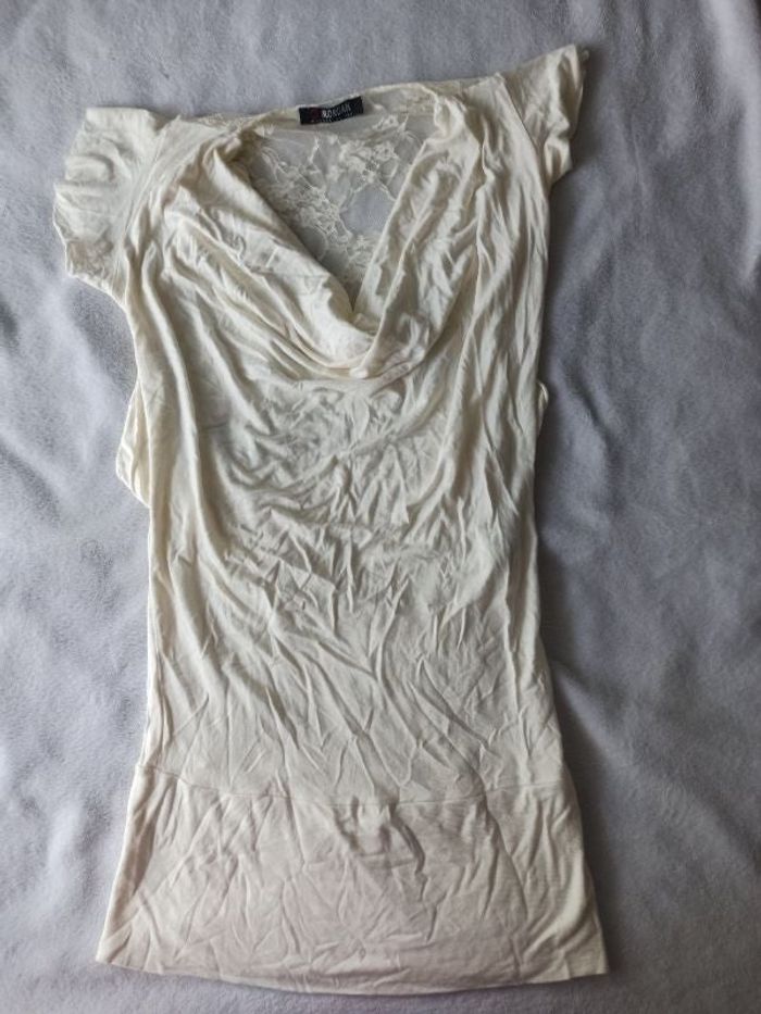 T-shirt dentelle