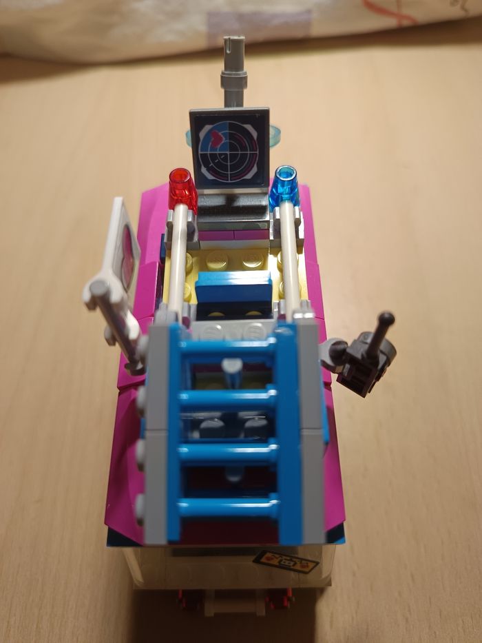 🚒🖥️🧑🏽💻🌺 Lego Friends - le véhicule de mission d'Olivia (complet sans boîte ni notice) - photo numéro 3