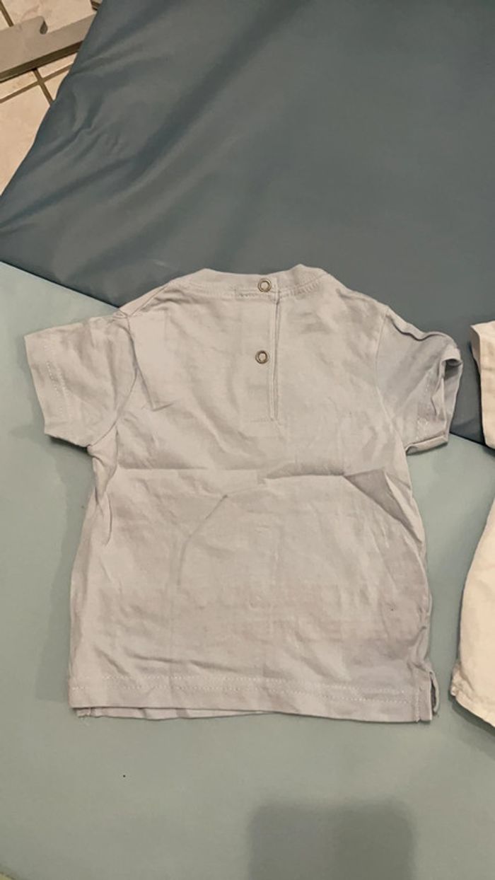 Chemise blanche et t-shirt 6 mois - photo numéro 5