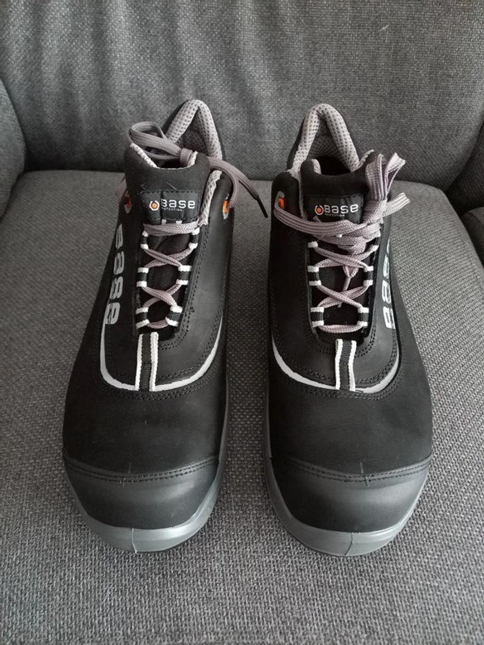 Chaussures sécurité 46 - photo numéro 5