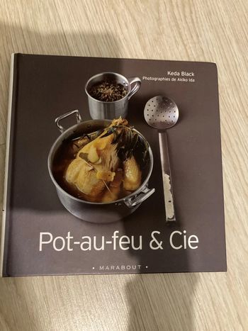 Livre de recettes, pot-au-feu et compagnie