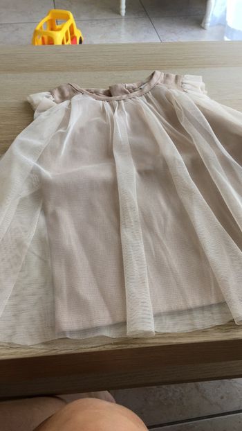 Robe de cérémonie tape à l’œil