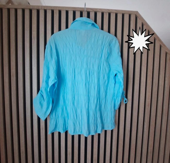 Chemise bleue tissu gaufré vintage T 40 - photo numéro 2