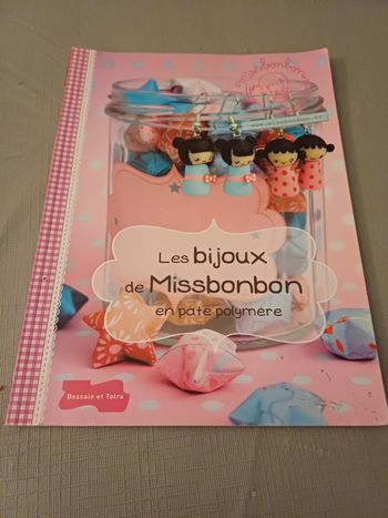 Livre les bijoux de miss bonbon en pâte polymere