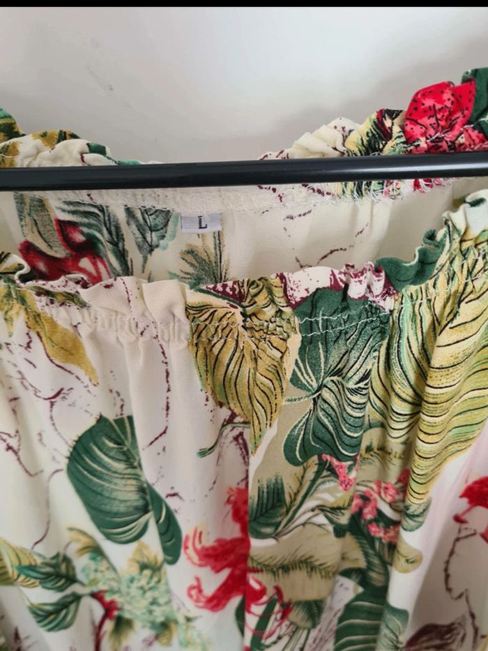 Blouse épaule dénudées fleurie taille 40 42 - photo numéro 5