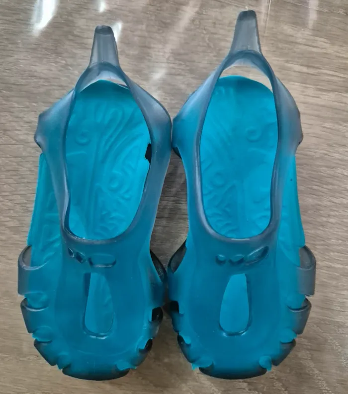Chaussure de plage pointure 21 - photo numéro 3