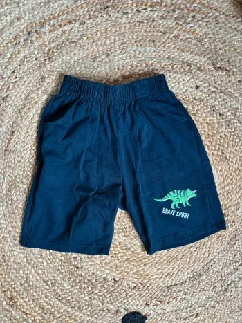 Short sportswear dinosaures t. 6 ans tbe