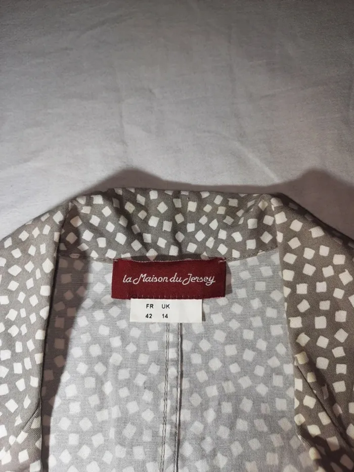Chemise la maison du Jersey - photo numéro 5