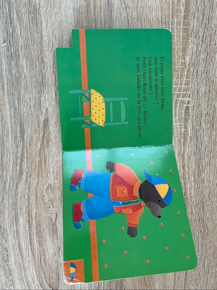 Les habits préférés de petit ours brun - photo numéro 3