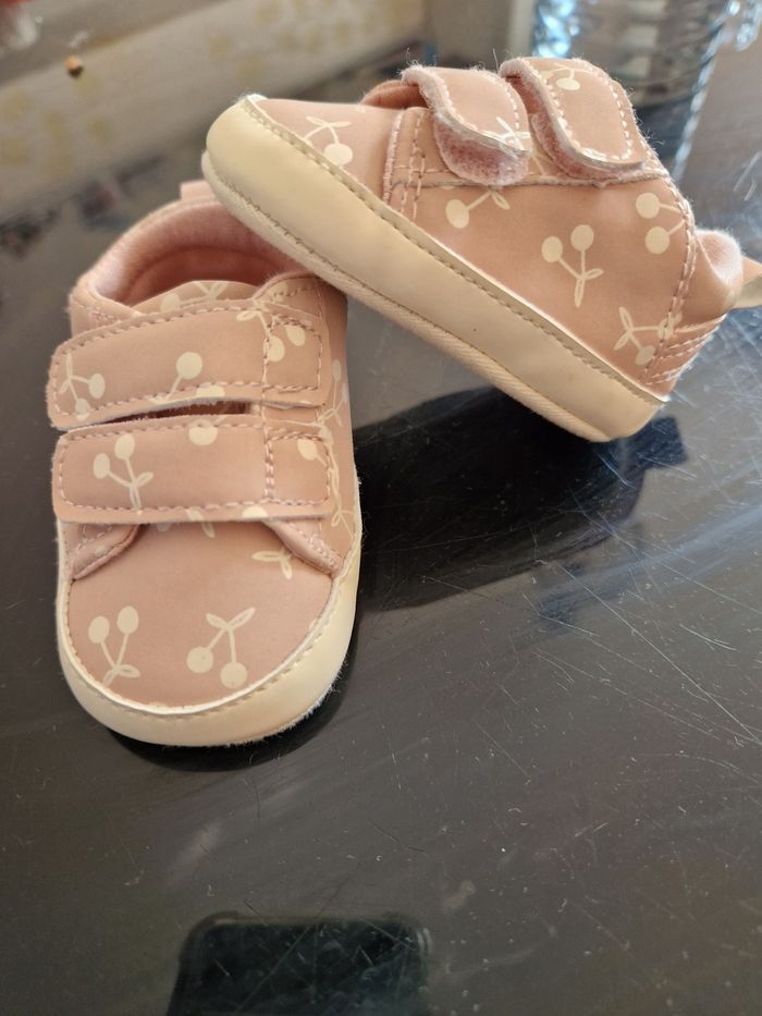 Chaussures cerises - photo numéro 2