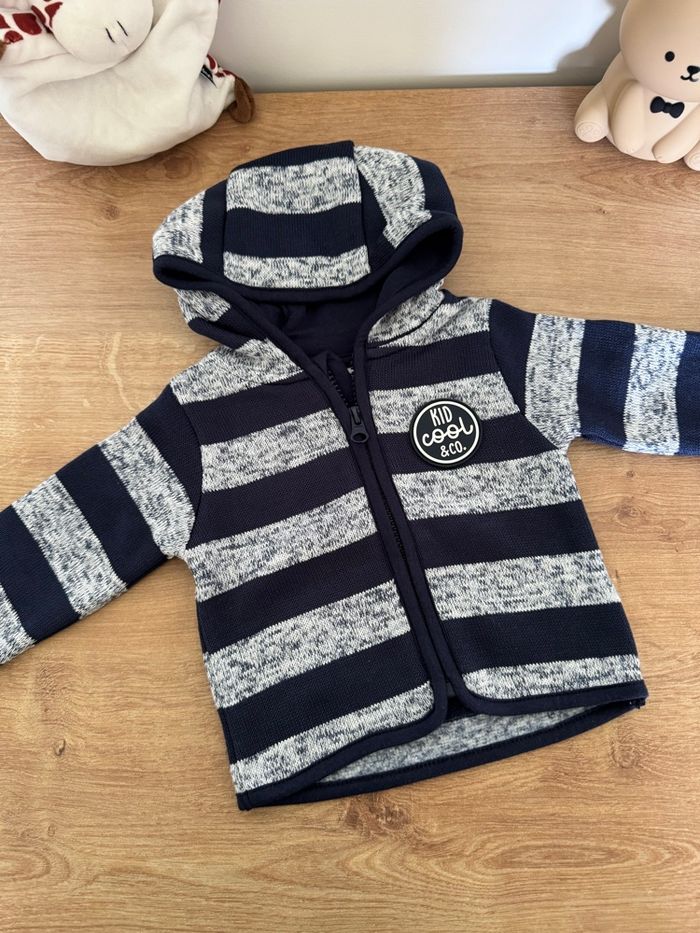 Lot de vêtements 8 pièces (4 hauts + 4 bas) - taille 3 mois - photo numéro 5