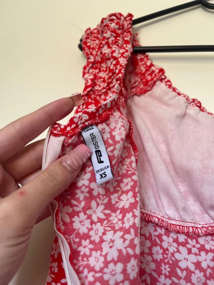 Combinaison short à fleur rouge - photo numéro 5