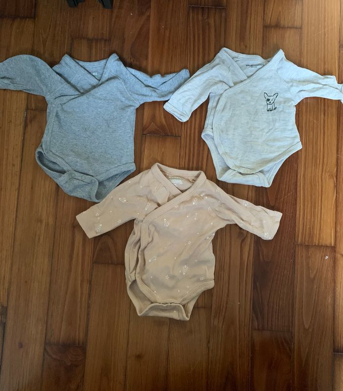 Lot 3 bodies garçons