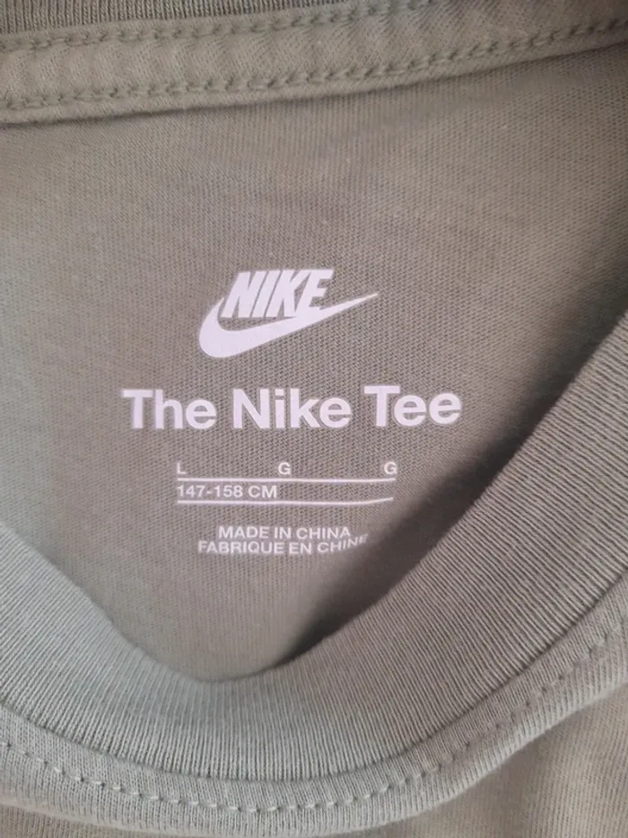 Tee-shirt Nike - photo numéro 2