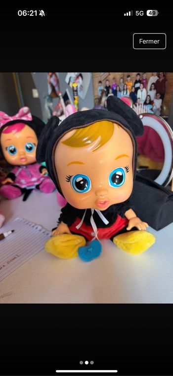 baby cry Mickey
