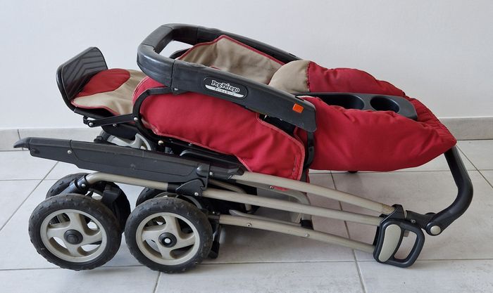 Trio Peg Perego Primo – poussette, nacelle et siège auto - photo numéro 10