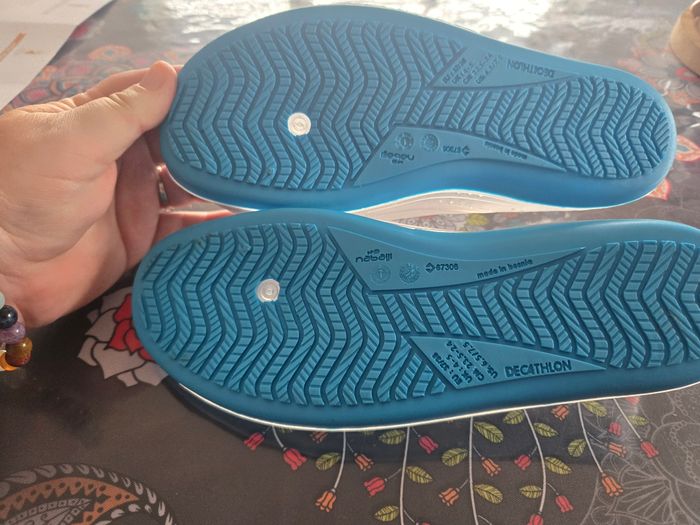Chaussures Aquatiques piscine plage taille 37/38  neuve - photo numéro 4