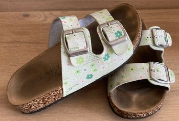 mules à enfiler motif petites fleurs