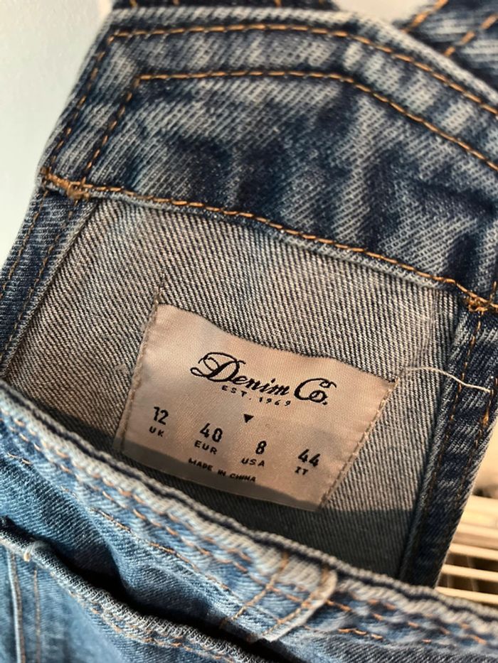 Robe en jeans style salopette - photo numéro 4
