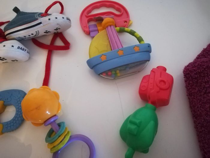 Lot de jouets - photo numéro 2