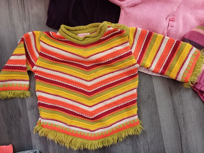 Lot pulls et gilets 12 mois - photo numéro 2