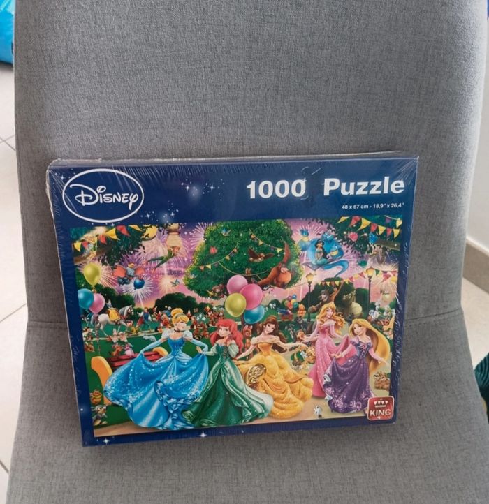 Puzzle 1000 pièces Disney neuf sous blister