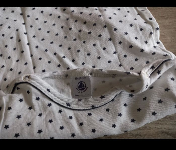 2 t shirt 18 mois - photo numéro 3