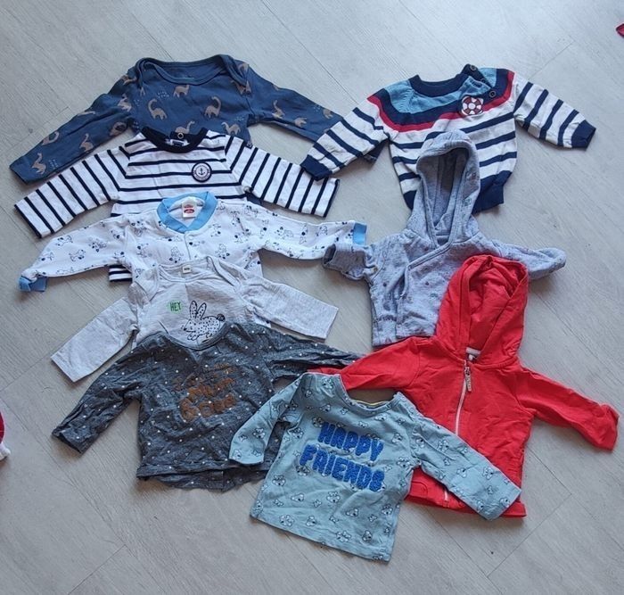 Lot de pulls + lot de pantalons