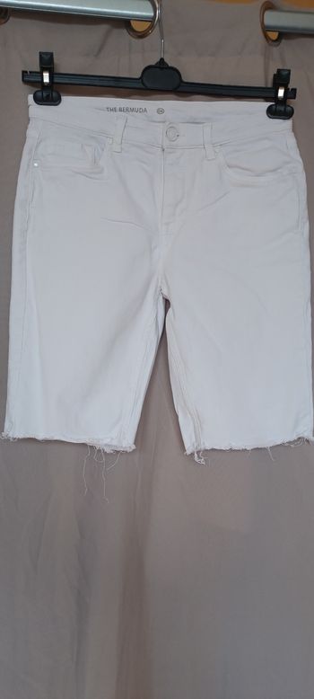 Très beau bermuda jeans femme T fr 40 eur 39