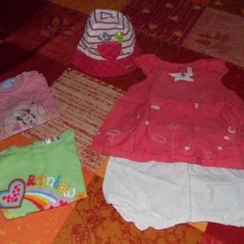 Lot de vêtements été fille 9 mois