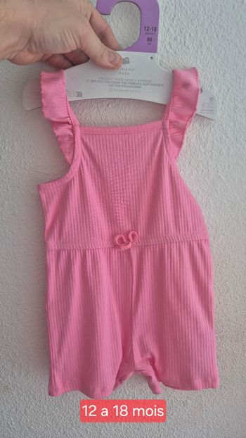 Combinaison short rose 12 18 mois 