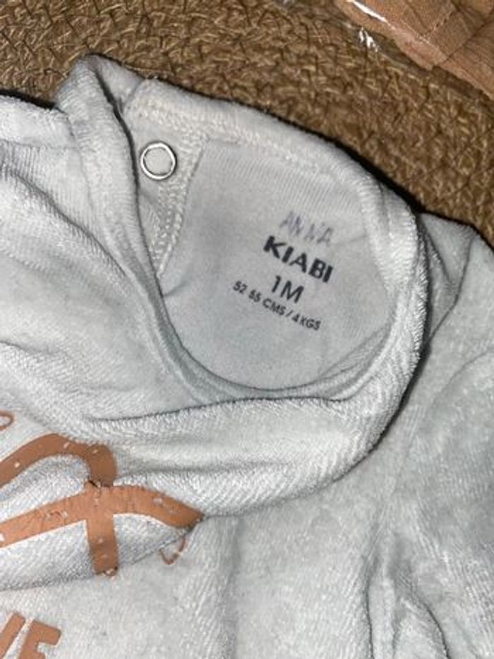 Pyjama 1 mois - photo numéro 2