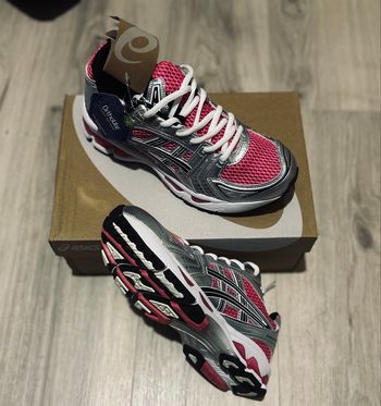 Asics Kayano rose neuve - 42