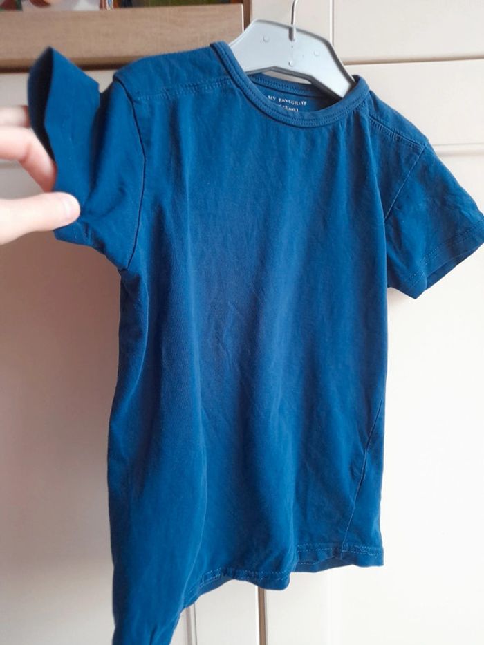 T shirt 7- 8 ans - photo numéro 2