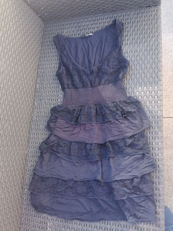 Robe Tally weijl marine dentelle taille 36